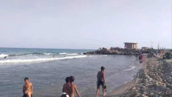 غرق شخصين أثناء السباحة في ساحل الشيخ عبدالله بأبين