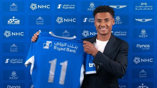 رسميا.. الهلال السعودي يتعاقد مع المهاجم الإنجليزي واتكينز