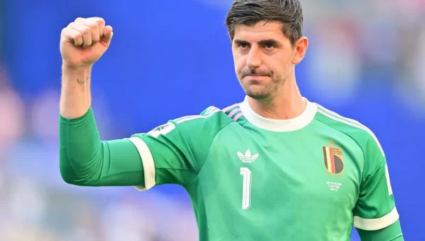 كورتوا يتمسك بقرار الراحة الدولية لمدة عام مع منتخب بلجيكا