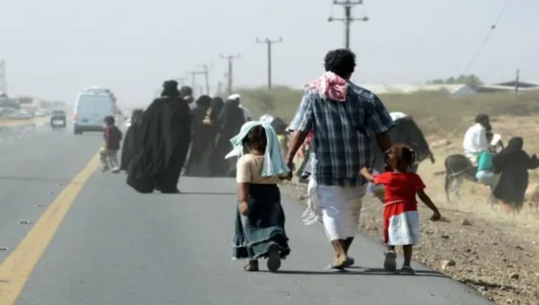 وزارة حقوق الإنسان: 150 مدنياً قتلوا و85 ألفاً نزحوا جراء تصعيد الحوثيين
