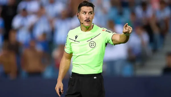 ريال مدريد يهاجم حكم الديربي ضد أتلتيكو في بيان رسمي