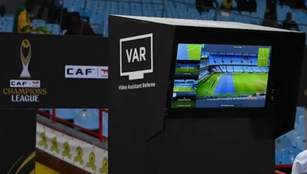 الكاف يعلن تطبيق الـVAR بدوري الأبطال والكونفدرالية من دور المجموعات