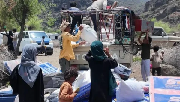 لحج.. عمليات إجلاء للنساء والأطفال من خطوط النار في جبهات الصبيحة