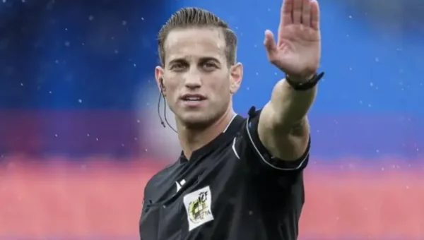 ألبيرولا روخاس الأقرب لإدارة الكلاسيكو بين برشلونة وريال مدريد