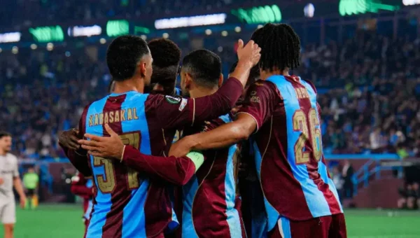 صلاح يقود طرابزون سبور للفوز الأوروبي بهدف وصناعة