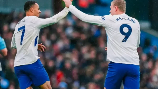 مانشستر سيتي يتلقى خسارته الأولى في الدوري الإنجليزي أمام أستون فيلا